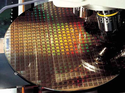 رقاقة داخل مصنع TSMC في تايوان - tsmc.com