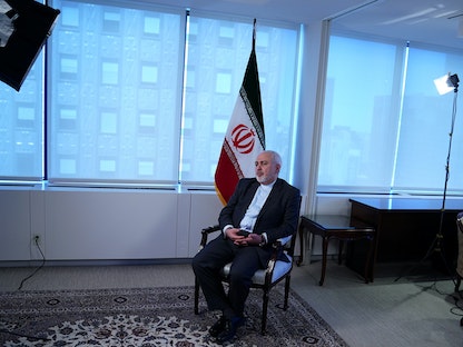 وزير الخارجية الإيراني محمد جواد ظريف - 24 أبريل 2021 - REUTERS