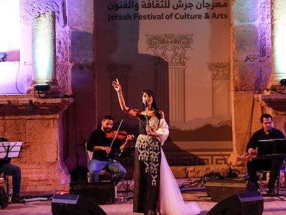 الفنانة السورية فايا يونان في مهرجان جرش للثقافة والفنون - 30 يوليو 2022  - AFP