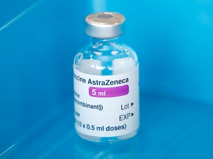 جرعة من لقاح "أسترازينكا" المضاد لكورونا - REUTERS