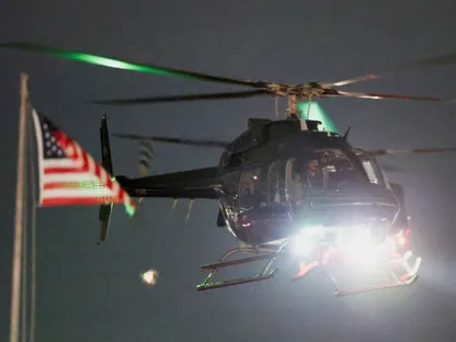 جندي فنزويلي عن عملية اعتقال مادورو: الأميركيون استخدموا سلاحاً غامضاً