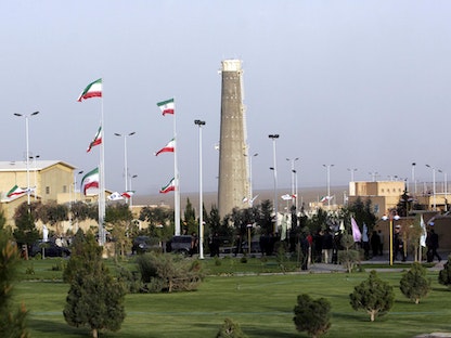 منشأة نطنز لتخصيب اليورانيوم على بعد 250 كيلومتراً جنوب العاصمة الإيرانية طهران - 9 أبريل 2007 - AP