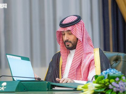 ولي العهد السعودي الأمير محمد بن سلمان خلال جلسة مجلس الوزراء لإقرار ميزانية عام 2024. 6 ديسمبر 2023 - twitter/spagov