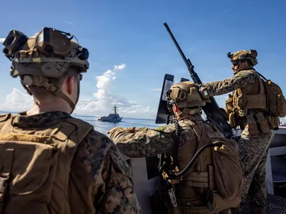 هل تدخل حرب إيران مرحلة جديدة بعد قرار نشر وحدة خاصة من المارينز؟