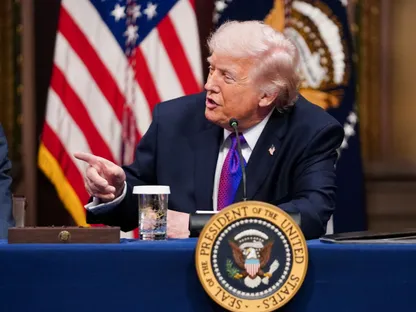 حرب إيران.. خيارات ترمب لكبح أسعار النفط