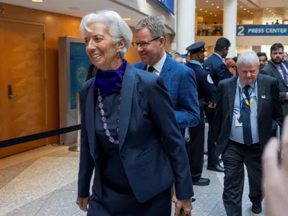 أميركا.. تزايد عدد النساء في قيادة البنوك والمؤسسات المالية رغم الحملات المناهضة