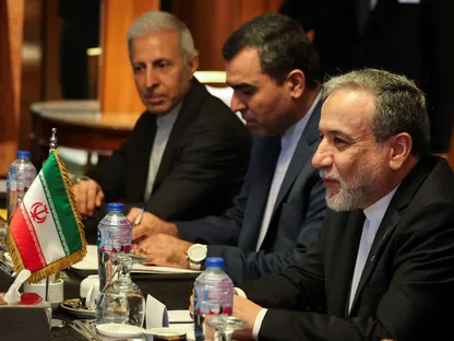 أكسيوس: عرض أميركا يسمح لإيران بتخصيب اليورانيوم داخل أراضيها