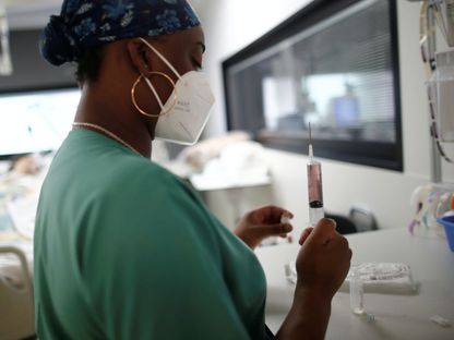 يوجد العديد من العلاجات المتاحة للمساعدة في السيطرة على سرطان القولون. 4 مايو 2021 - REUTERS