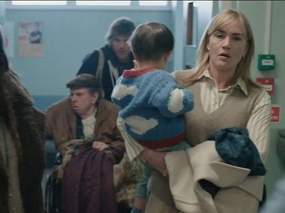 كيت وينسلت تتعاون مع ابنها في تجربتها الإخراجية الأولى Goodbye June