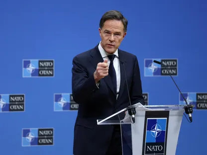 الأمين العام لحلف شمال الأطلسي (الناتو ) مارك روته خلال مؤتمر صحافي في بروكسل. بلجيكا. 2 ديسمبر 2025 - REUTERS