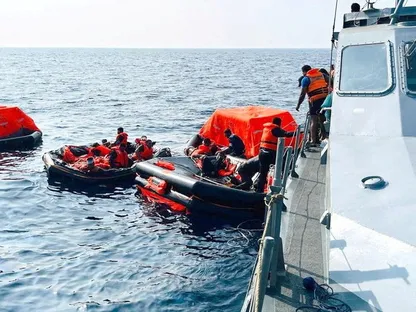 "رويترز": واشنطن تضغط على سريلانكا لعدم الإفراج عن بحارة إيرانيين