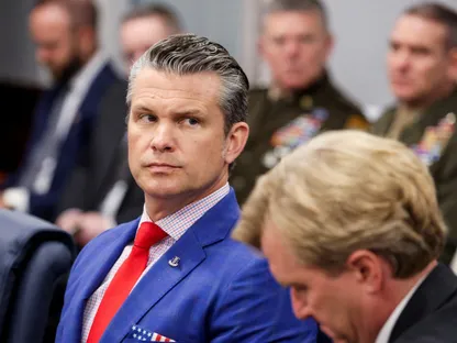 مخاوف جمهورية وشكوك في كفاءة وزير الدفاع الأميركي مع تصاعد صراعات البنتاجون