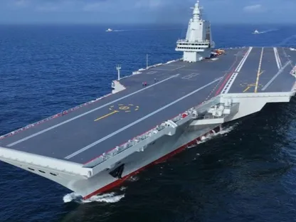 حاملة الطائرات الصينية العملاقة Fujian تستعد للتشغيل الكامل قبل نهاية العام