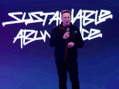 مساهمو تسلا يوافقون على حزمة أجور لإيلون ماسك بقيمة 878 مليار دولار