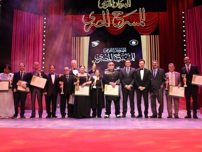 تكريم عدد من الفنانين المصريين في افتتاح الدورة 18 للمهرجان القومي للمسرح المصري، القاهرة، مصر. 20 يوليو 2025 - facebook/ntfeg