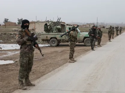 سوريا تعلن تعرض قاعدة عسكرية في الحسكة لقصف صاروخي من داخل العراق