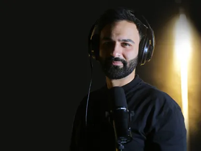 سائد نجم.. معنى أن تصنع "بودكاست" في فلسطين