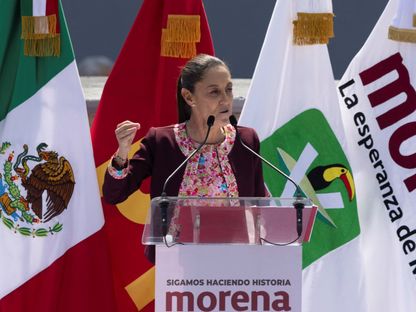 كلوديا شينباوم المرشحة الرئاسية للانتخابات العامة المقبلة في 2 يونيو في المعهد الانتخابي الوطني (INE) في مكسيكو سيتي، المكسيك. 18 فبراير 2024 - REUTERS