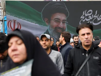 كيف أعادت إيران هيكلة سلطتها بعد اغتيال كبار قادتها؟
