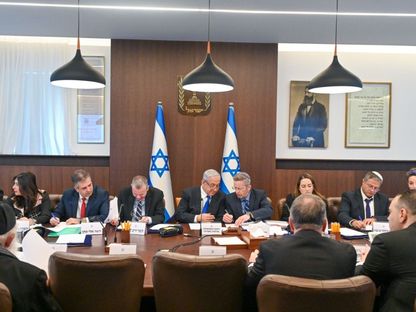 رئيس الوزراء الإسرائيلي بنيامين نتنياهو خلال الجلسة الأسبوعية لحكومته. 19 فبراير 2023 - المكتب الصحفي للحكومة الإسرائيلية