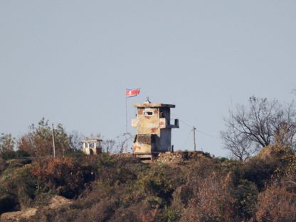 نقطة حراسة تابعة لكوريا الشمالية قرب المنطقة منزوعة السلاح التي تفصلها عن كوريا الجنوبية. 4 نوفمبر 2022. - REUTERS