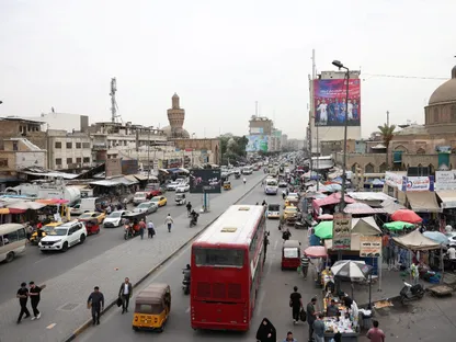 العراق أمام اختبار سعر صرف جديد.. مكاسب للموازنة وضغوط على المستهلك