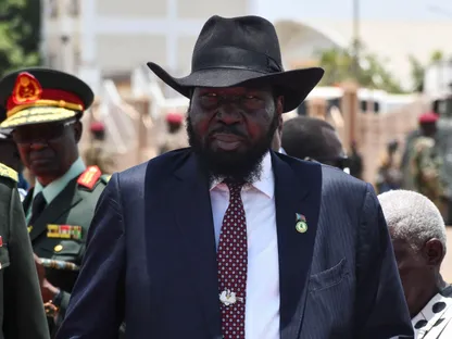 رئيس جنوب السودان يقيل وزيري الخارجية والتجارة