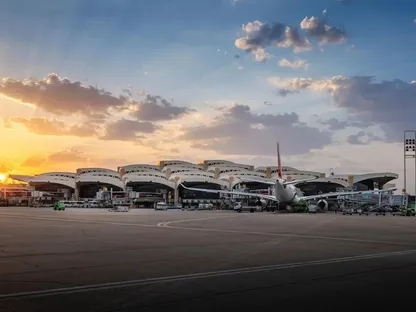إدانات دولية واسعة لهجوم مطار الرياض.. وترمب يلوح بضرب الحوثيين