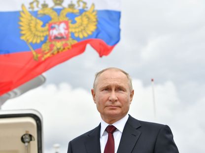 بعد شهرين من ولايته الجديدة.. بوتين يتحدى جهود الغرب لعزله بـ20 اجتماعاً دولياً