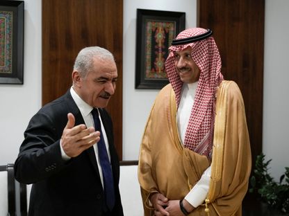 سفير السعودية لدى فلسطين: "المبادرة العربية" نقطة ارتكاز لأي عملية سلام مستقبلية