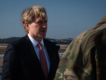 مسؤول في البنتاجون يزور كوريا الجنوبية وسط توجه أميركي لخفض الدعم العسكري