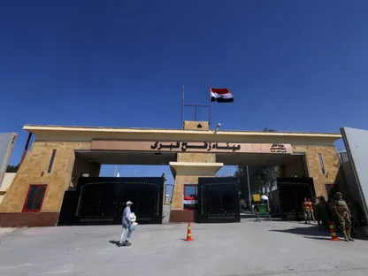 بين التعقيد والضغط السياسي غزة تستعد لإعادة فتح معبر رفح.. ماذا يحدث؟