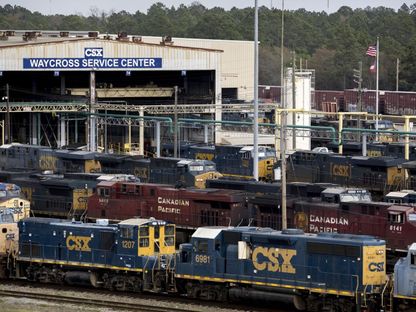 صورة غير مؤرخة نشرتها "بلومبرغ" لشركة CSX Corporation الأميركية التي تركز على النقل بالسكك الحديد في أميركا الشمالية - Bloomberg