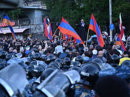 الآلاف يتظاهرون في أرمينيا ضد "تنازلات" رئيس الوزراء لأذربيجان