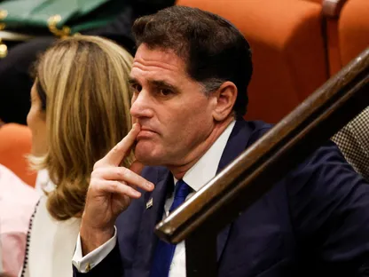 رون ديرمر خلال جلسة في البرلمان الإسرائيلي (الكنيست) بالقدس المحتلة. 29 ديسمبر 2022 - Reuters