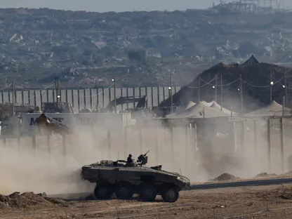 إسرائيل تقر "خطة تفصيلية" للسيطرة على غزة.. وأمنيون يطالبون بصفقة أخيرة للأسرى