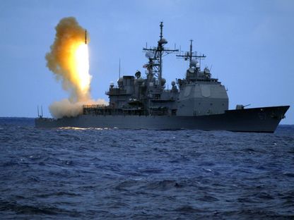 إطلاق الصاروخ Standard Missile Three (SM-3) من طراد الصواريخ الموجهة USS Shiloh (CG 67) خلال اختبار للبحرية الأميركية في المحيط الهادئ. 22 يونيو 2006 - Reuters