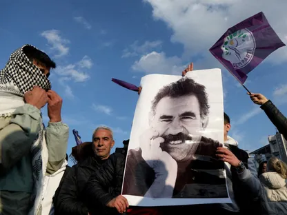 تركيا.. أوجلان يدعو في رسالة جديدة إلى إنهاء عهد السياسة القائمة على العنف