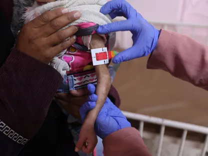 المنظومة الصحية في غزة على حافة الانهيار.. ماذا يحدث؟