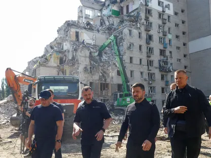 بعد هجوم واسع على كييف.. زيلينسكي يشكك في نهج ويتكوف ويطالب بتحرك سريع