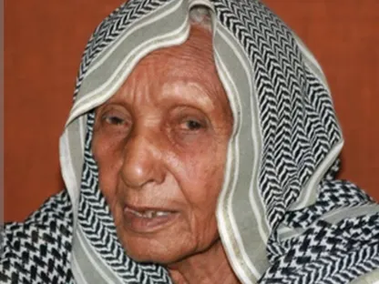 رحيل نفيسة المليك.. رائدة تعليم البنات والحركة النسائية في السودان