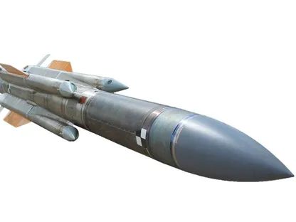 صورة غير مؤرخة لصاروخ جو-أرض فائق السرعة من طراز Kh-31 روسي الصنع - Defense Technology