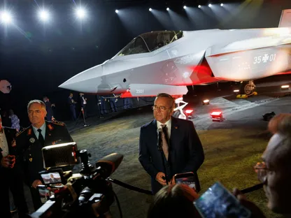 ألمانيا تتسلم أول طائرة من طراز F-35 بعد تعثر خطط المقاتلات الأوروبية