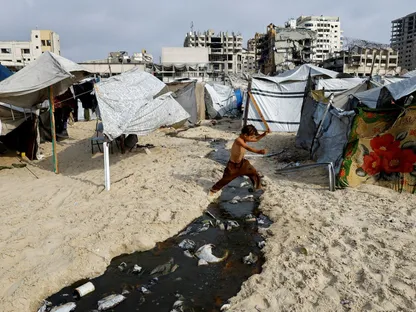 علماء بريطانيون: إسرائيل ترتكب "إبادة بيئية" في غزة