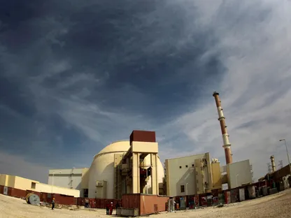 خامنئي يرفض مقترح أميركا.. ومسؤول إيراني: منفتحون على "اتحاد إقليمي لتخصيب اليورانيوم"