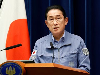 لماذا يسعى رئيس الوزراء الياباني للقاء زعيم كوريا الشمالية؟