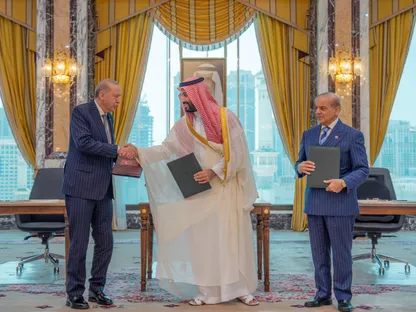 وزير الخارجية السعودي: اتفاقية مكة تتوّج الرغبة المشتركة في مواجهة تهديدات المنطقة