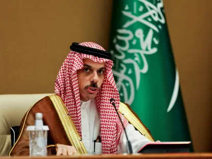 ‏وزير الخارجية السعودي يصل إسبانيا في زيارة رسمية