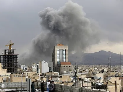 الخارجية الأميركية تطالب مواطنيها بمغادرة 14 دولة في الشرق الأوسط