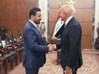 العراق يبحث مع واشنطن حصر السلاح بيد الدولة وإعادة التعاون النفطي